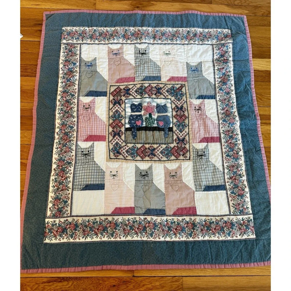 Vintage Handmade Patchwork Cat Quilt Wall Hanging Folk Art Country Cottage Decor